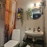 דירה Near Main Roads *