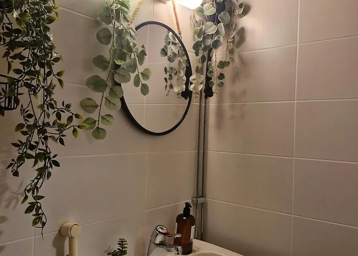 Near Main Roads Апартаменты